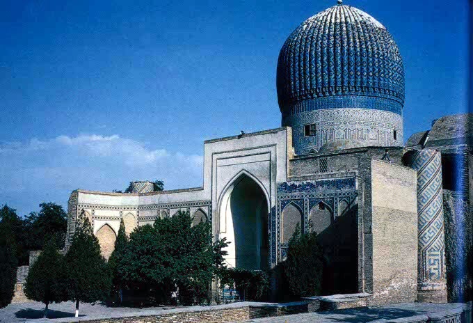 perkembangan arsitektur Perkembangan islam di barat