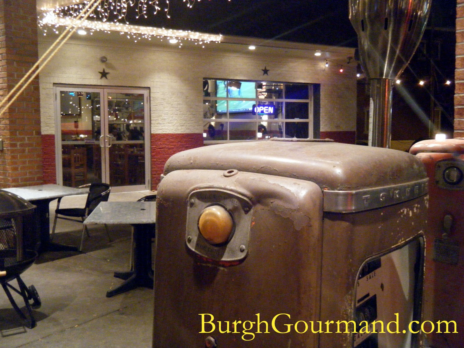 Burgh Gourmand Double Wide Grill in South Side