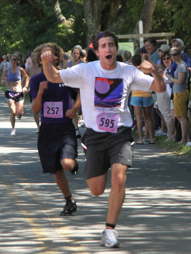 Jake Gyllenhaal Legs