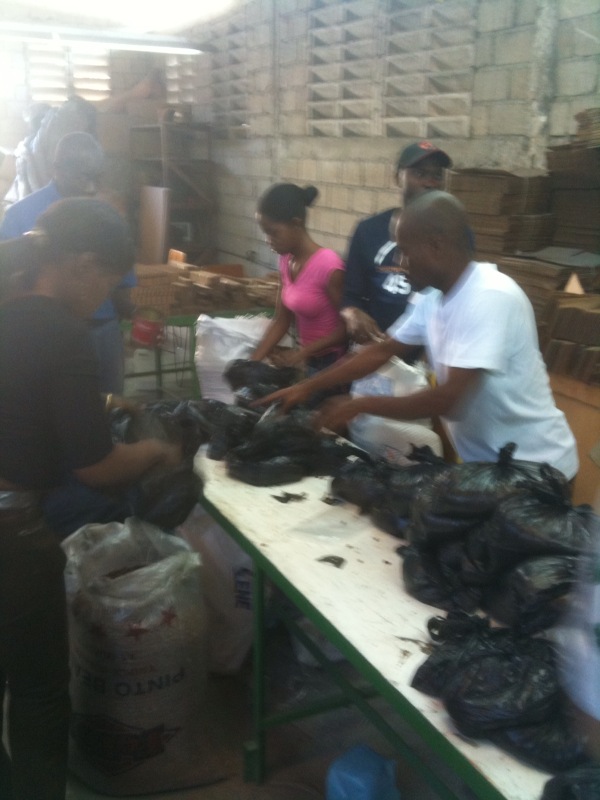 [bagging_carepkgs.jpg]