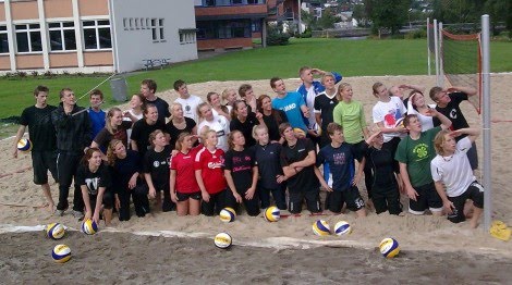 Beach- og volleyball Sunnfjord Folkehøyskole!