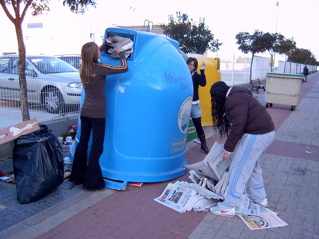 [PICT0056.JPG]