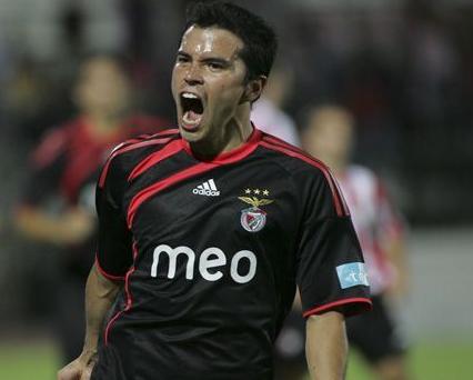 [Saviola.JPG]