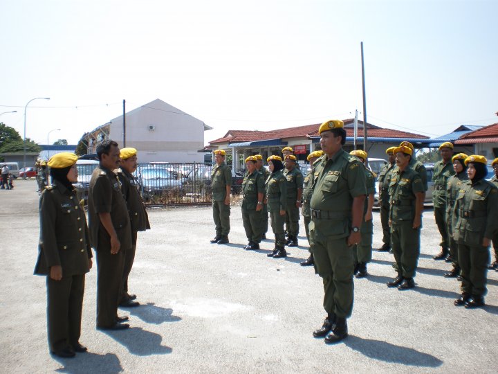 Dewan komuniti simpang empat permatang buloh