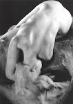 LA MUJER ("Danaide,escultura de Rodin")