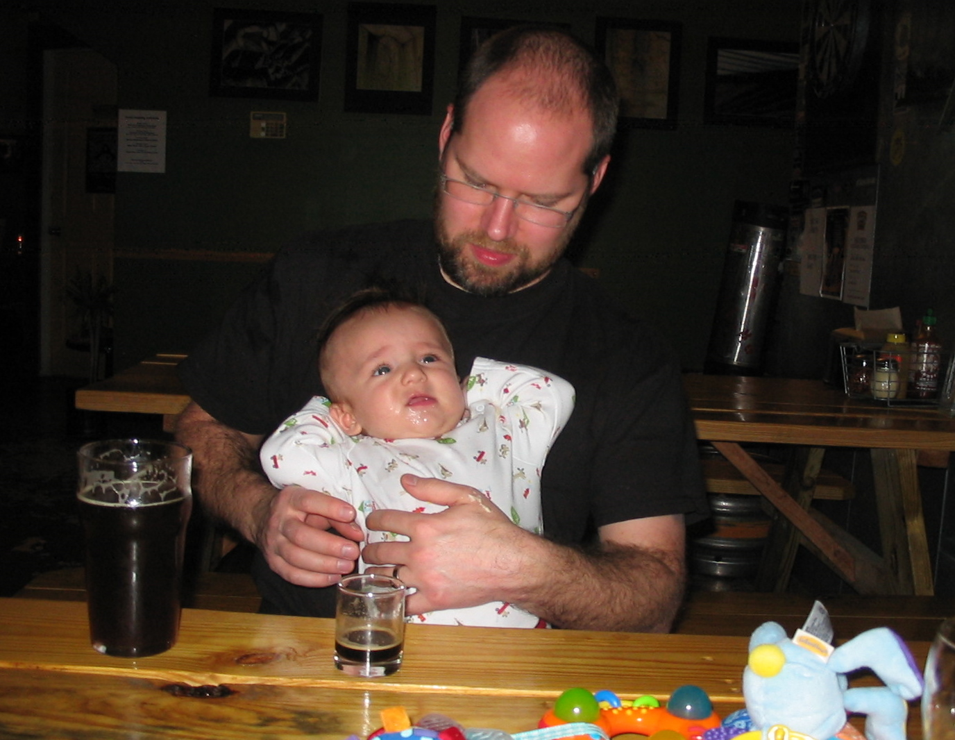 It's Pub Night Babies in Bars