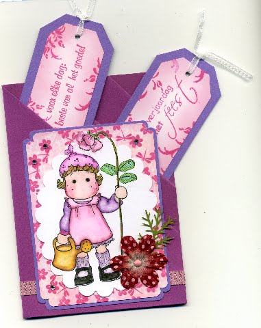 [img711_381x480.bmp]