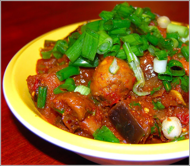 Vegetable Vindaloo Holy Cow! Vegan Recipes