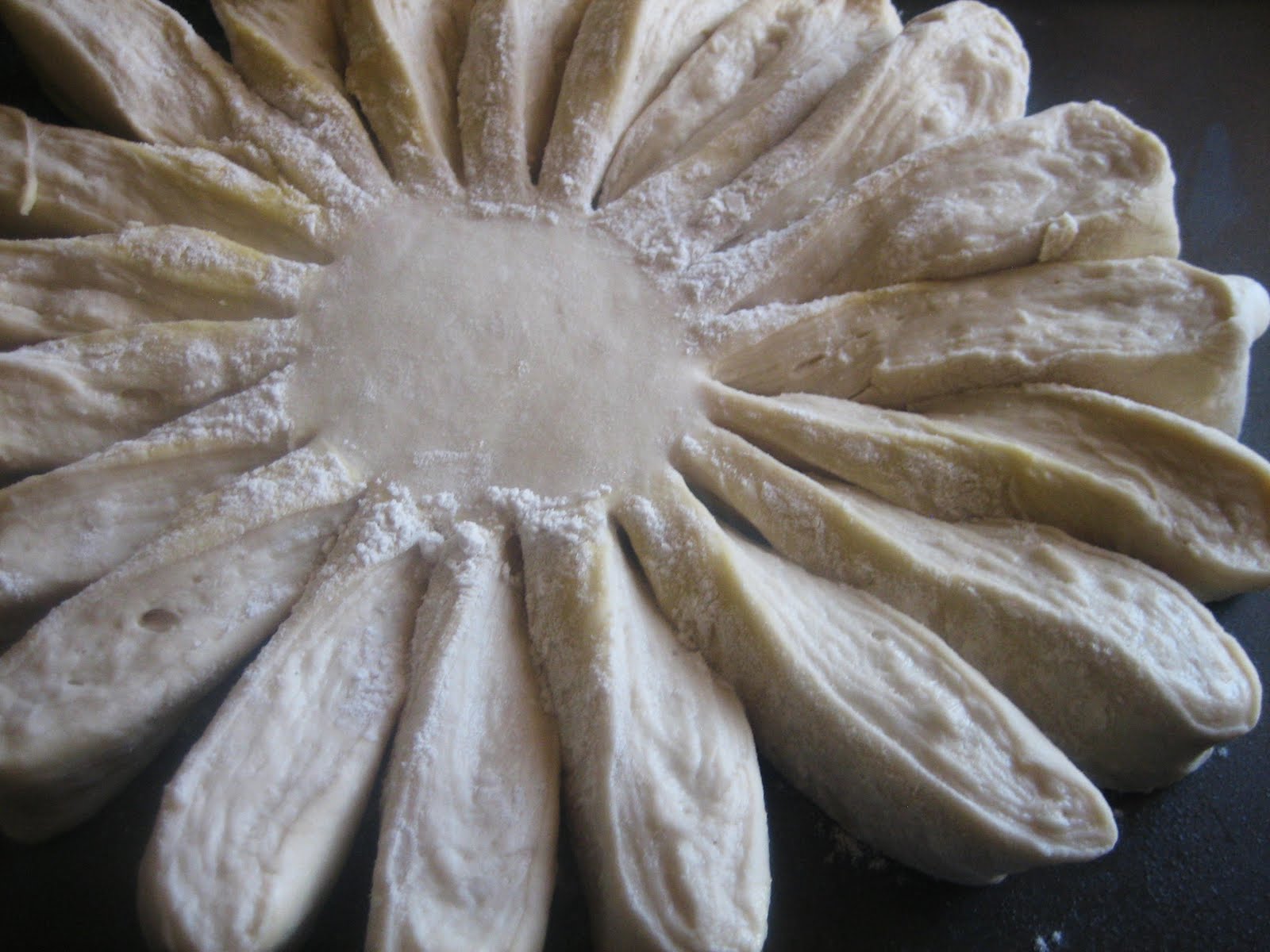 Chef Tess Bakeresse Sunflower Decorative Bread