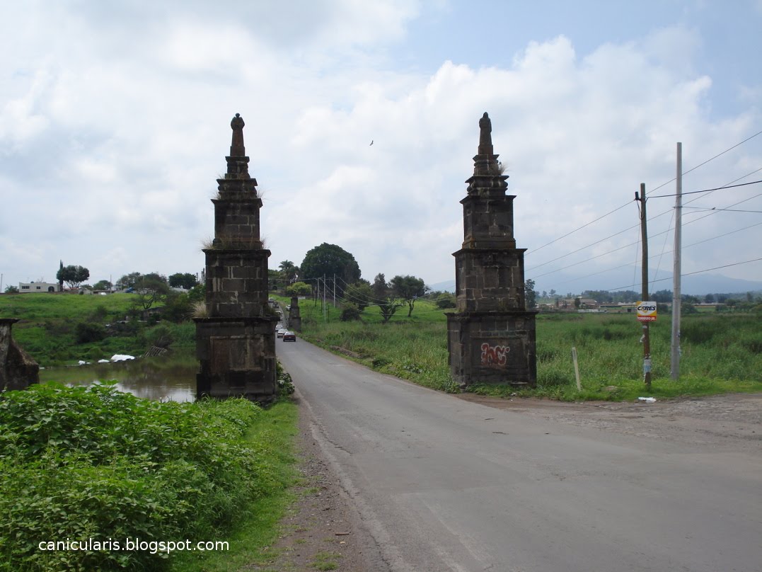 Canicularis: El puente de Puente Grande