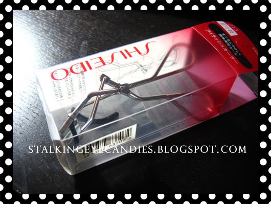 shiseido_eyelash+curler.jpg