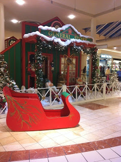Live&hellip;the Red Oak Life!: Santa Claus Has Arrived at the Mall!!