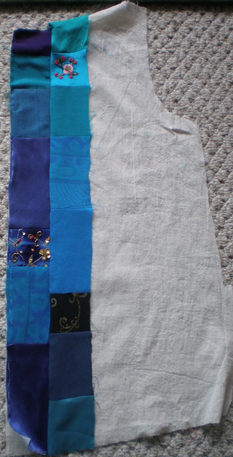 [front+two+strips+sewn.jpg]