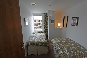 SECOND BEDROOM WITH TWO 3' SINGLE BEDS