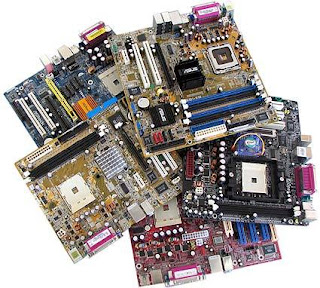 http://1.bp.blogspot.com/_ZD0OjeNXJM0/TC4aHOEA_RI/AAAAAAAADJw/FZXHa-5t4Sg/s1600/motherboards.jpg