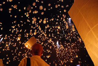 Loy Krathong Chiang Mai Yi Peng Lanterns