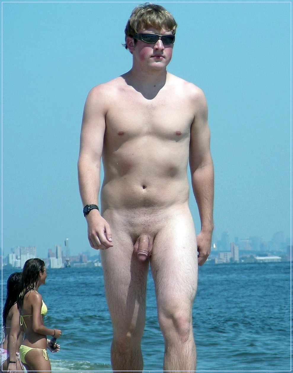 FOTO MENOR NUDISTA foto menor nudista: