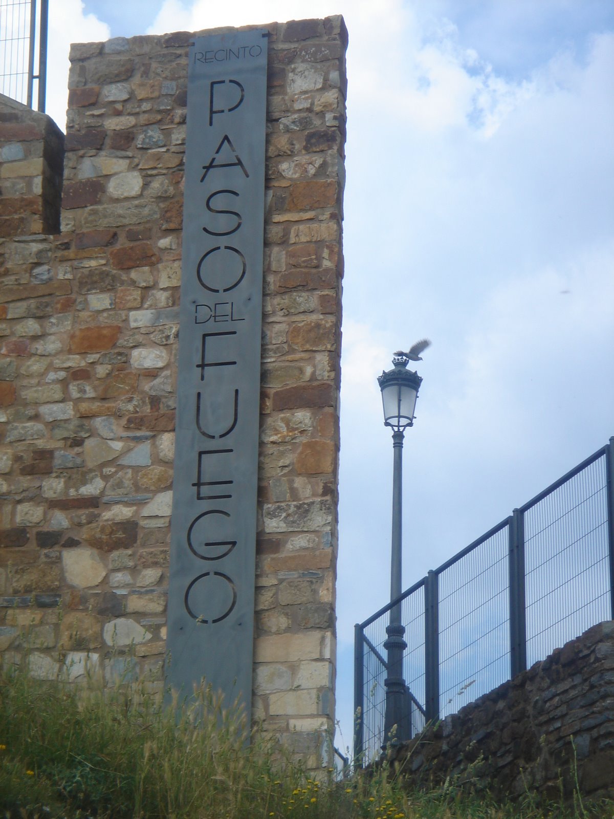 [Paso+del+fuego.JPG]