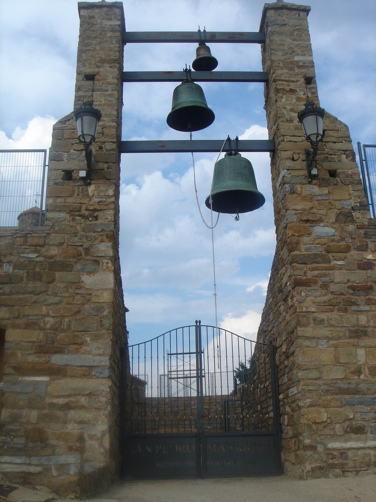 [Paso+del+fuego+1.JPG]