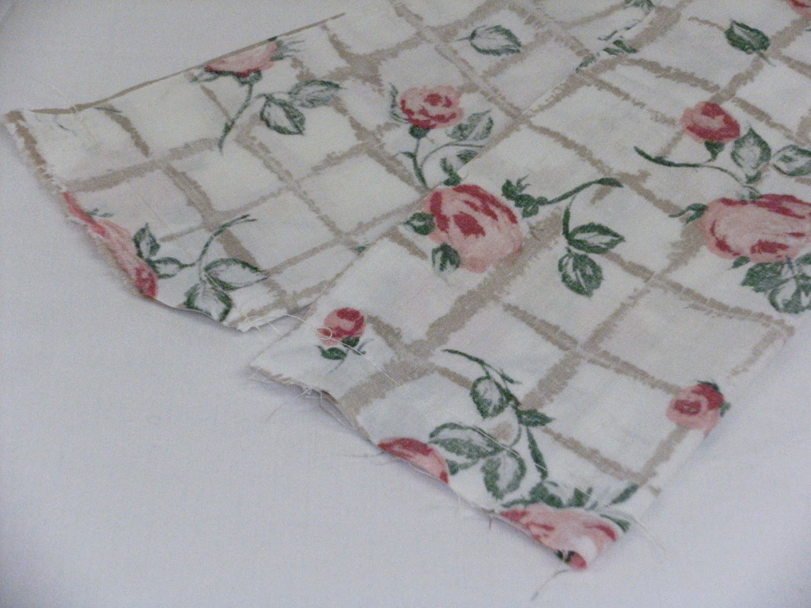 Sew Good by Deborah Good Make a Frilled Cushion