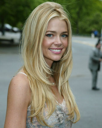 Denise Richards is mourning the death of her mother. The 'Wild Things' 
