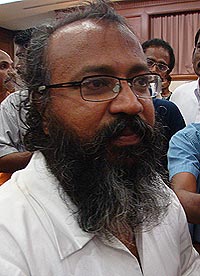 [uthaya1.jpg]
