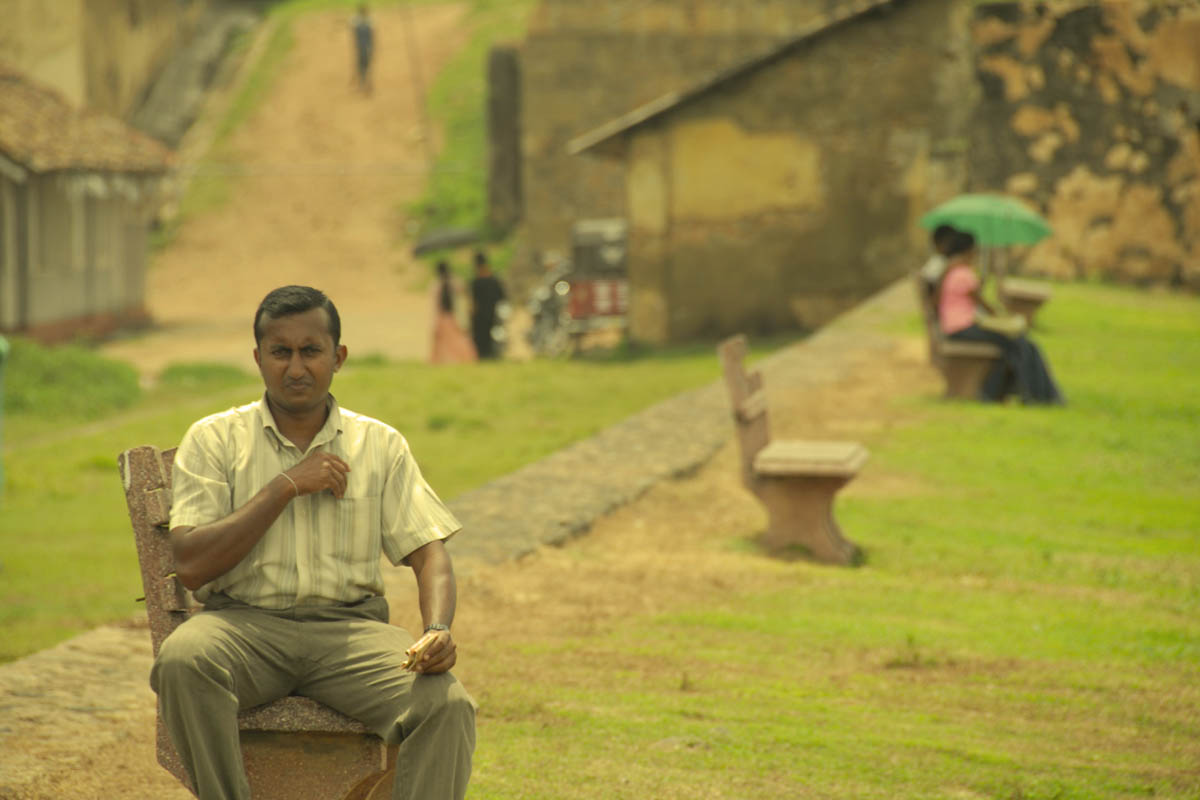 [you_looking_at_me.JPG]