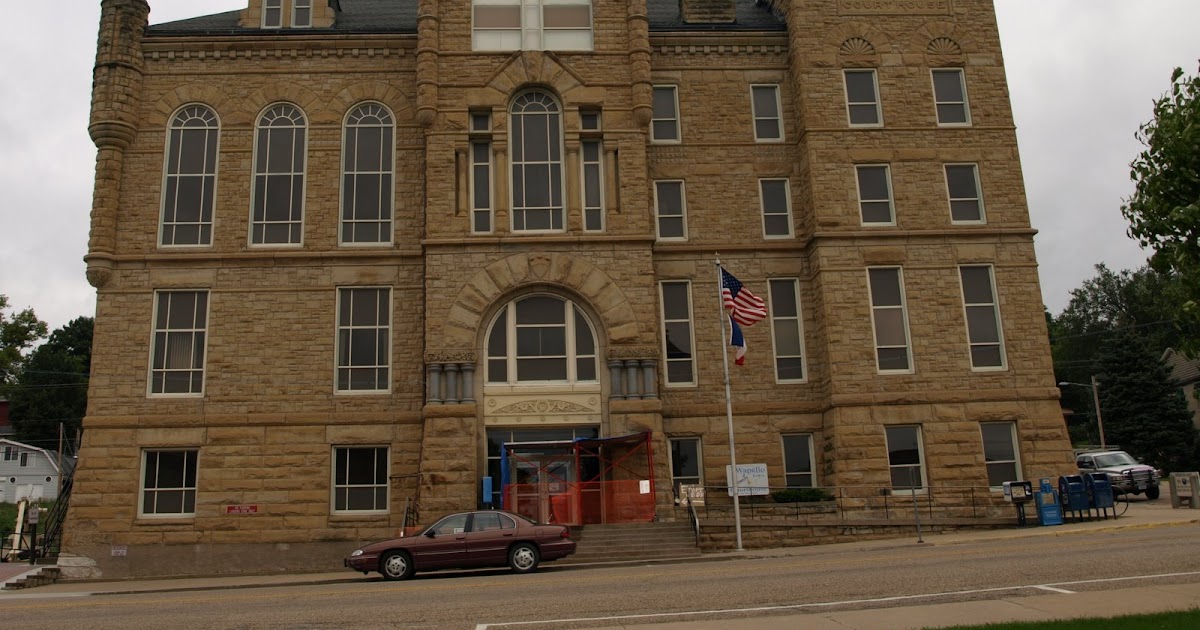 Iowa Courthouses Wapello County Courthouse in Ottumwa