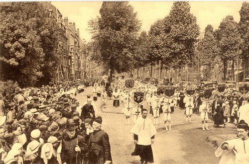 Fête religieuse au Romarin