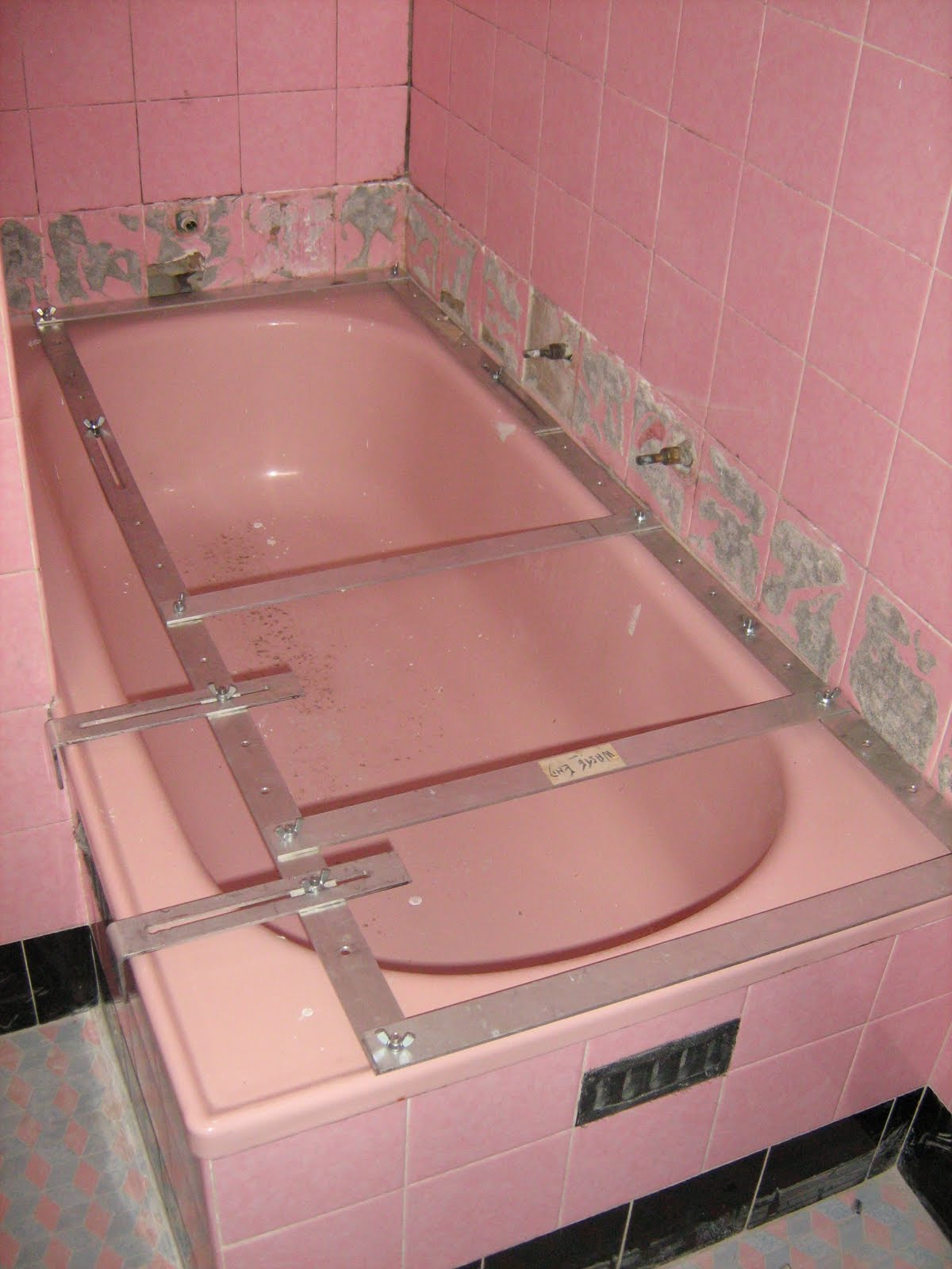 Choosing to install an Inner Bath bath insert over