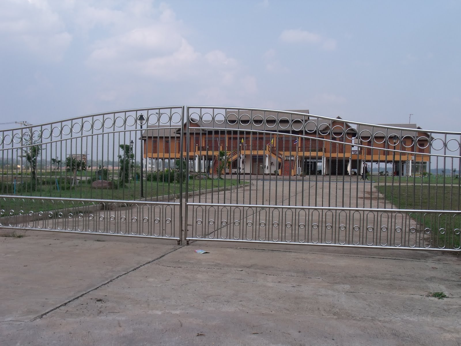[DSCF1929.JPG]