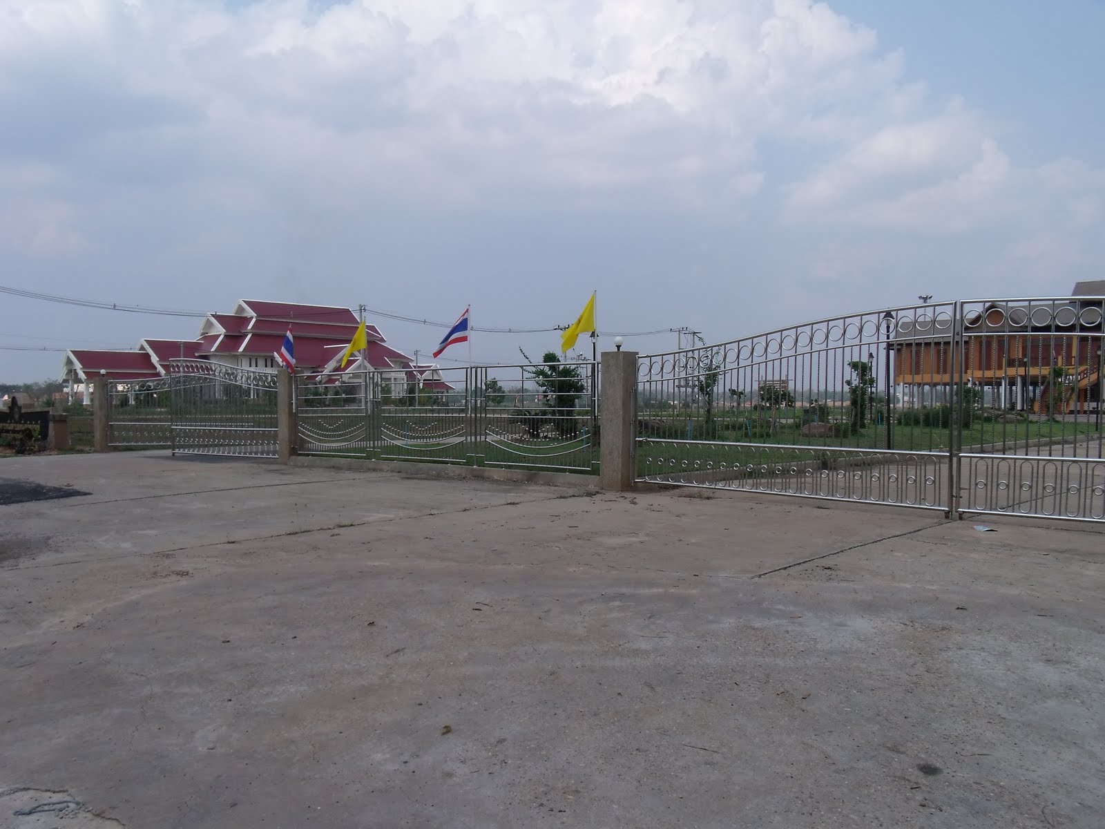 [DSCF1932.JPG]