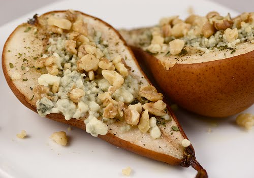 Салат из груши с сыром дор-блю. Рецепт Recipe Food inspiration, Cooking, Food