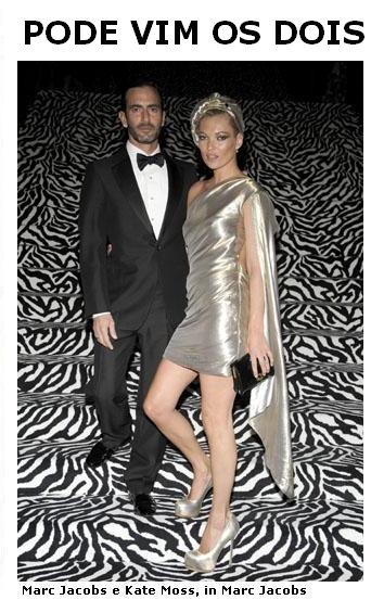 [Marc+Jacobs+with+Kate+Moss,+in+his+design+and+Harry+Winston+jewels..jpg]