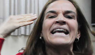 http://1.bp.blogspot.com/_ZtK6LEVa1oI/SgWxSORxp4I/AAAAAAAAAEc/TVci-s104z0/s400/Pando_Cecilia_1.jpg