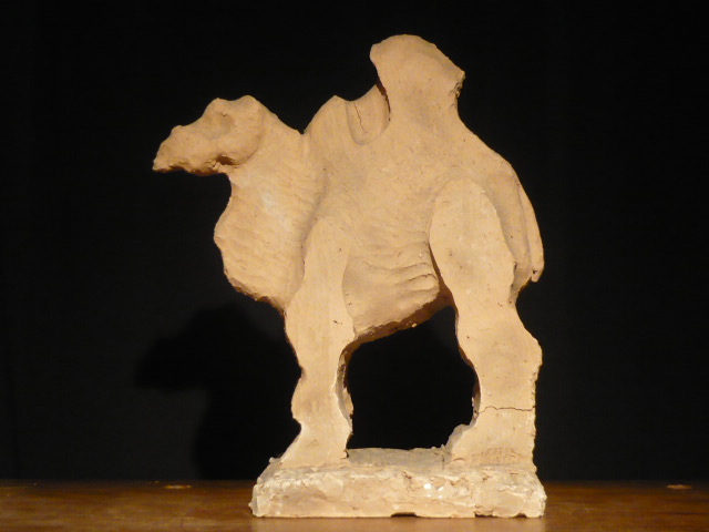 Barro, madera y piedra: Esculturas de barro