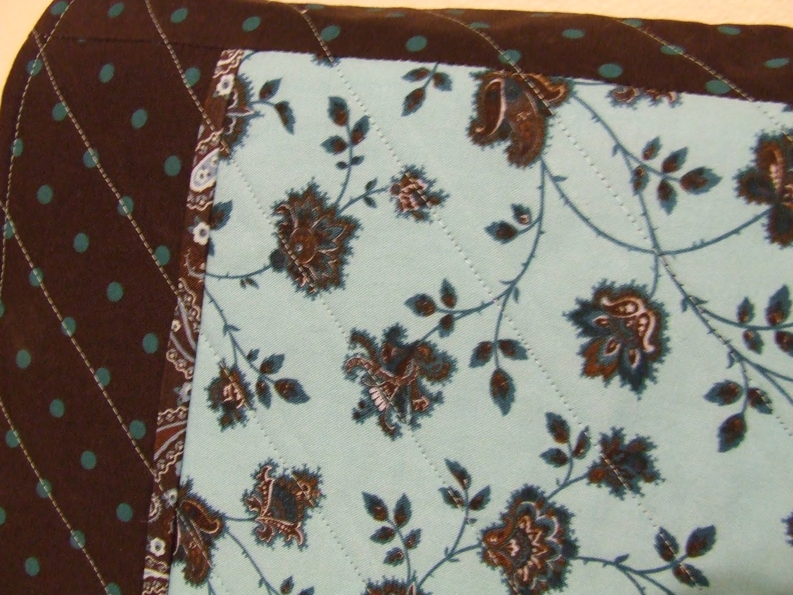 [Christmas+2009+004.jpg]