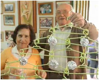 [decoracion_navidad_reciclada_jun.JPG]