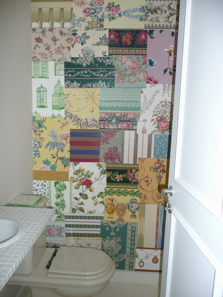[pared_decorada_con_papel.jpg]