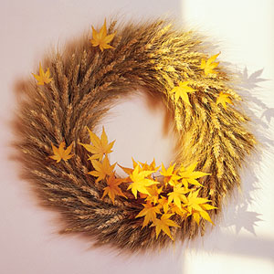 [corona_decoracion_otoño1.jpg]