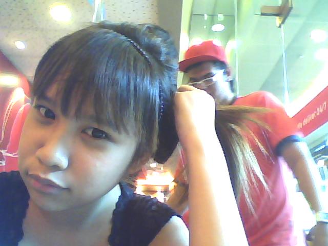 [Webcam+pics+010.jpg]