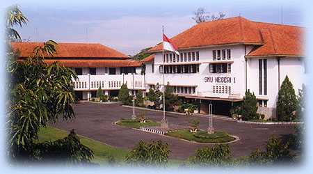 TIK Kelas XII SMA1 Semarang