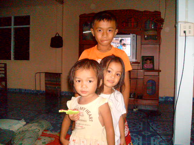 [SANY0013.JPG]