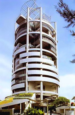 [2menara-mesiniaga.jpg]