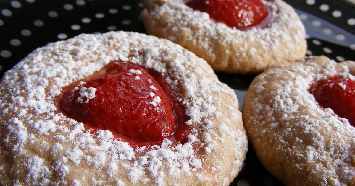 The Virtual Goody Plate Strawberry Flip Cookies