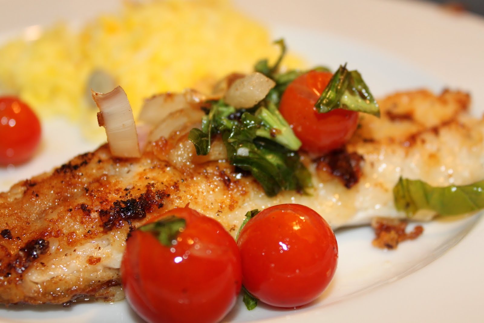 Lindaraxa Pan Fried MahiMahi with Garlic, Onions & Tomatoes