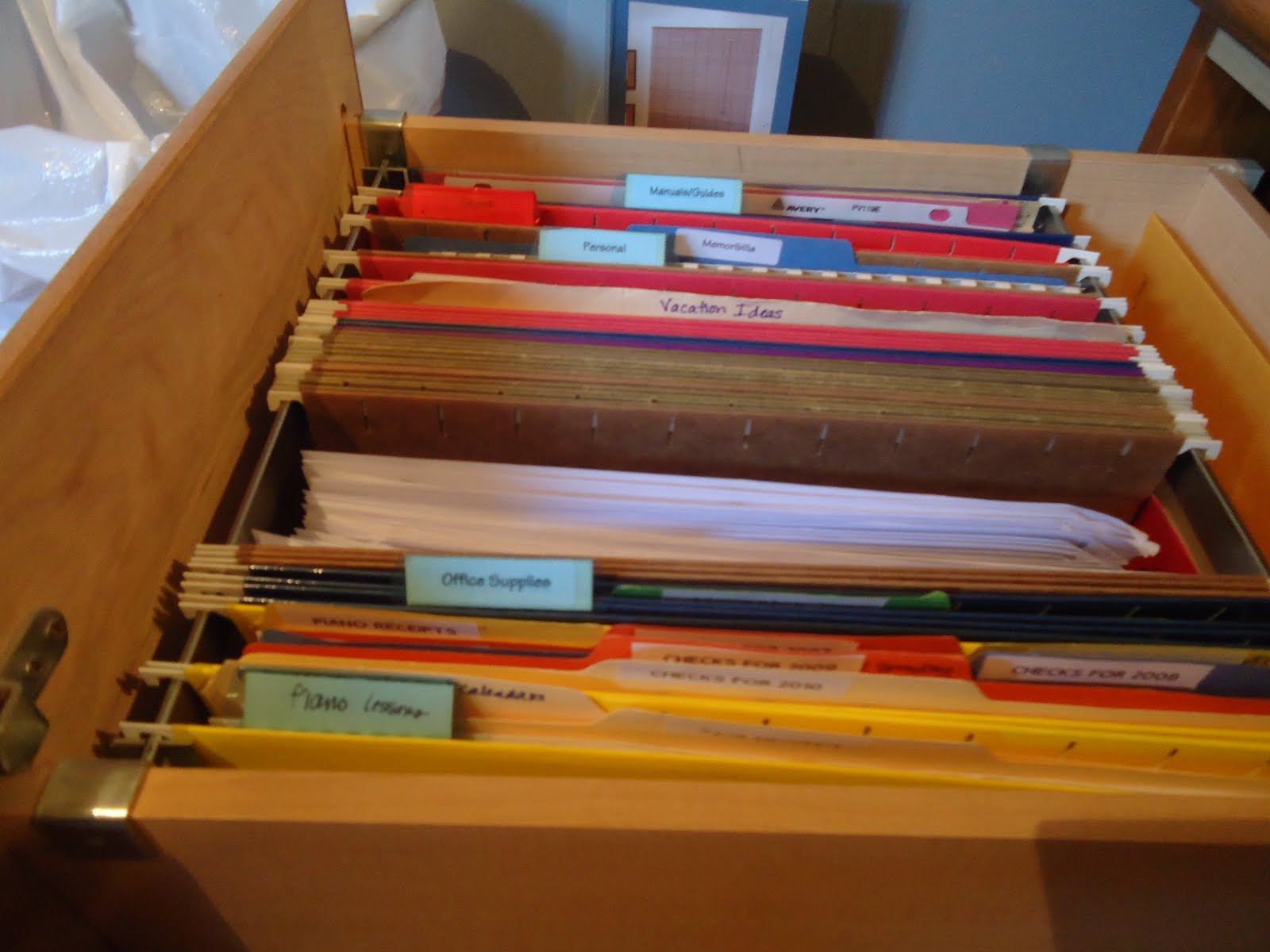 How to organize your kitchen cabinets and drawers Clean Your Office Desk