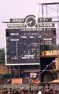 Roosevelt Stadium Scoreboard Detail - 1973