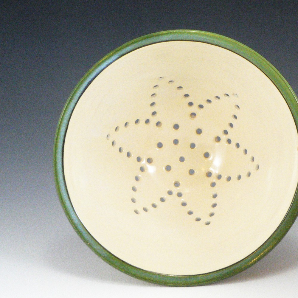 StudioÉLAN Berry Bowls are Full of Holes!