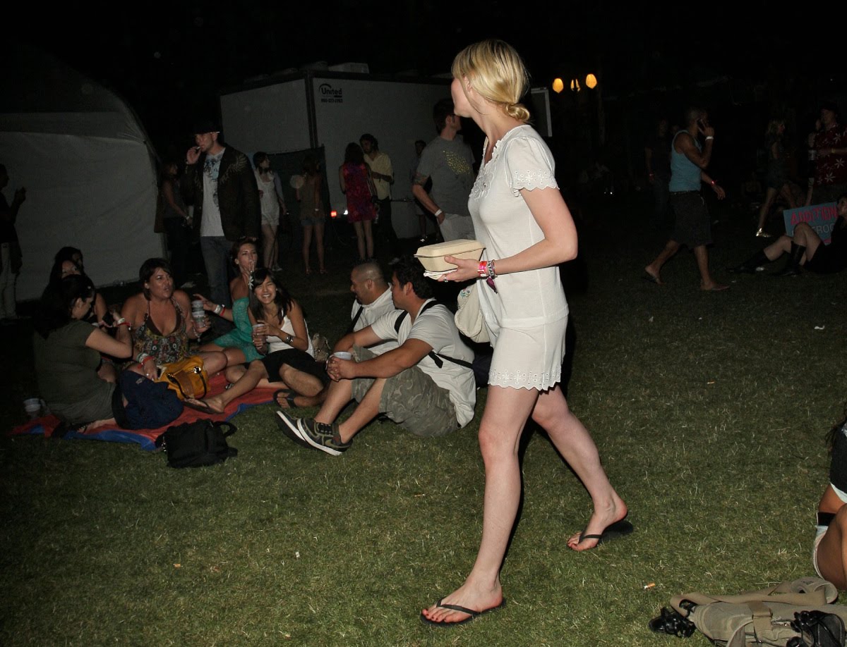 http://1.bp.blogspot.com/__QjThV_yxaA/S9eczDVzMdI/AAAAAAAADRE/sflMA453bSE/s1600/Kirsten+Dunst+%233.jpg